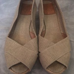 Tory Burch Wedge Heel Slip On Sz 7 1/2